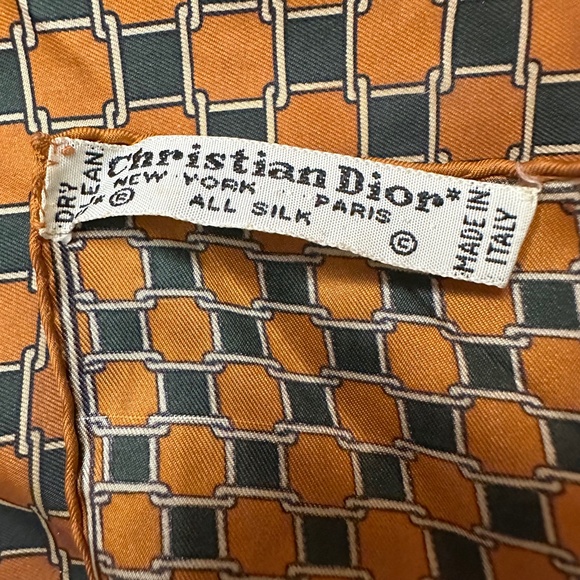 Vintage Christian Dior Gold Green Geometric Print 100% Silk Square Scarf Classic - Picture 6 of 6